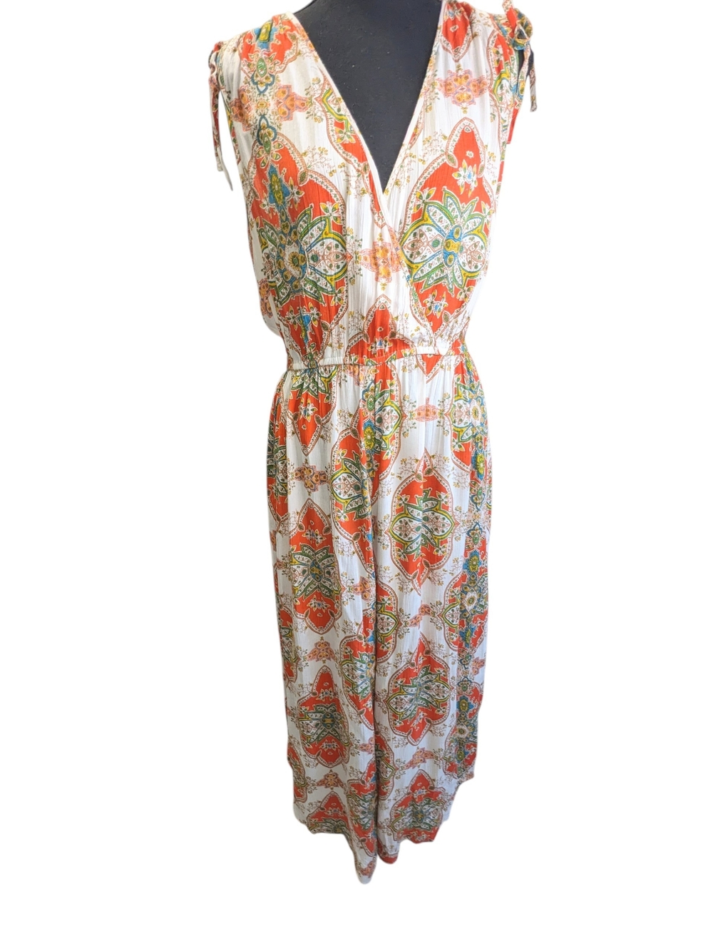 Band Of The Free Sleeveless V-Neck Empire Waist Printed Jumpsuit White & Coral L
